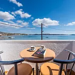 Hotel Milos