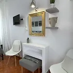 Hotel Milos *