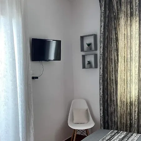 Hotel Milos Adamantas (Milos)
