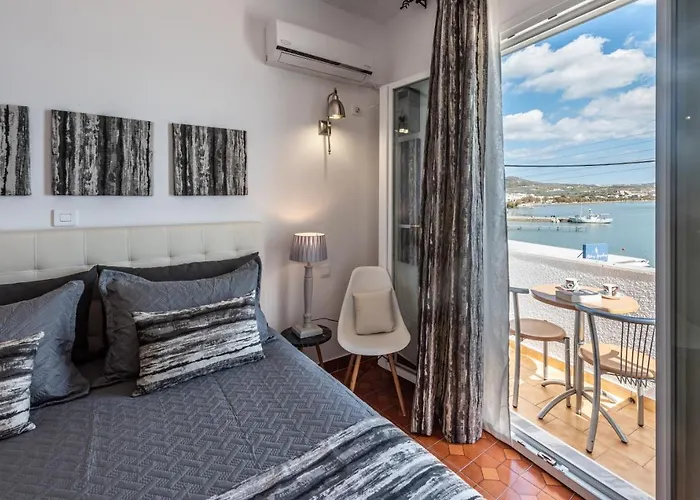 Milos * Adamantas (Milos)